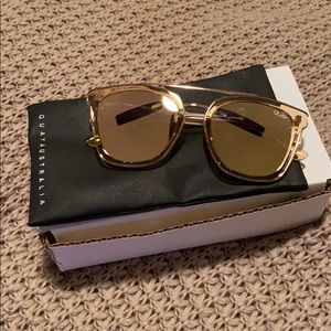 BRAND NEW NEVER WORN : Womens QUAY Sunglasses